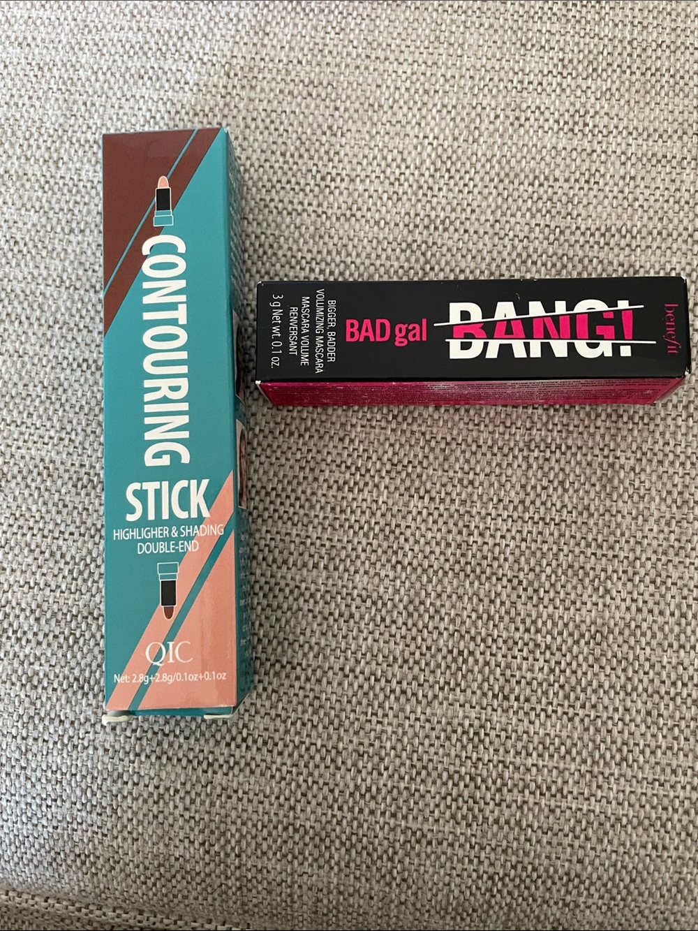 Benefit Contouring Stick & BADgal BANG! Packaging in Teal and Pink